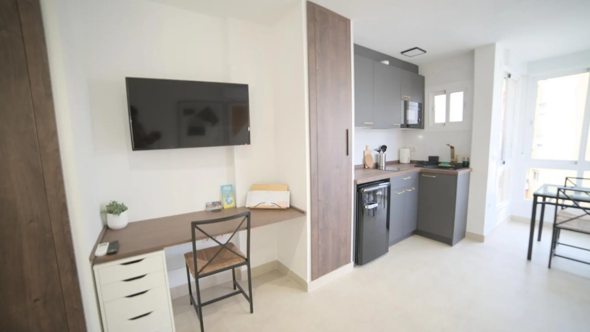 Estudio Playa & Centro - Piscina Y Todo A Pie Fuengirola 0*,  Španělsko