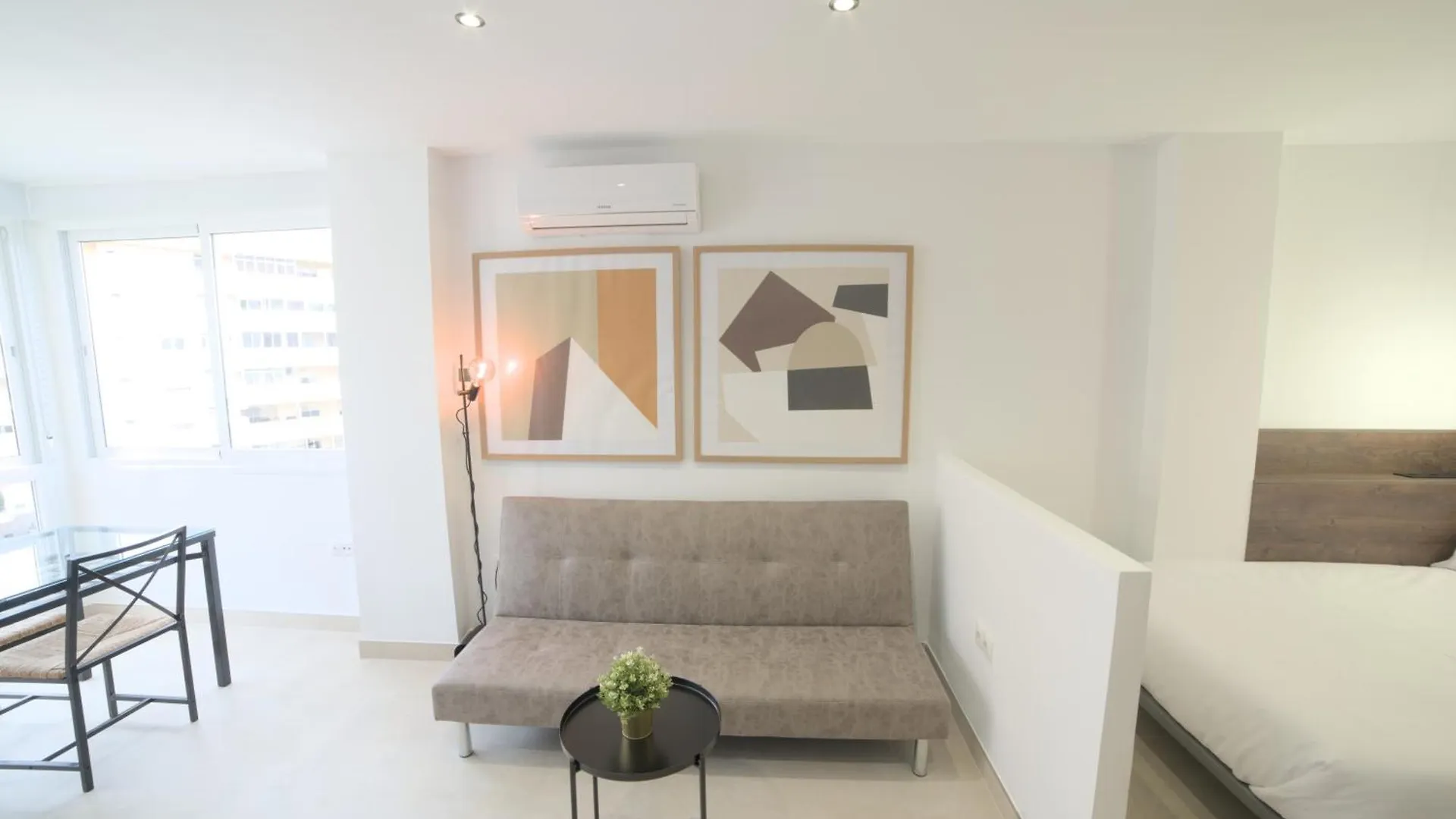 Estudio Playa & Centro - Piscina Y Todo A Pie Fuengirola 0*,  Španělsko